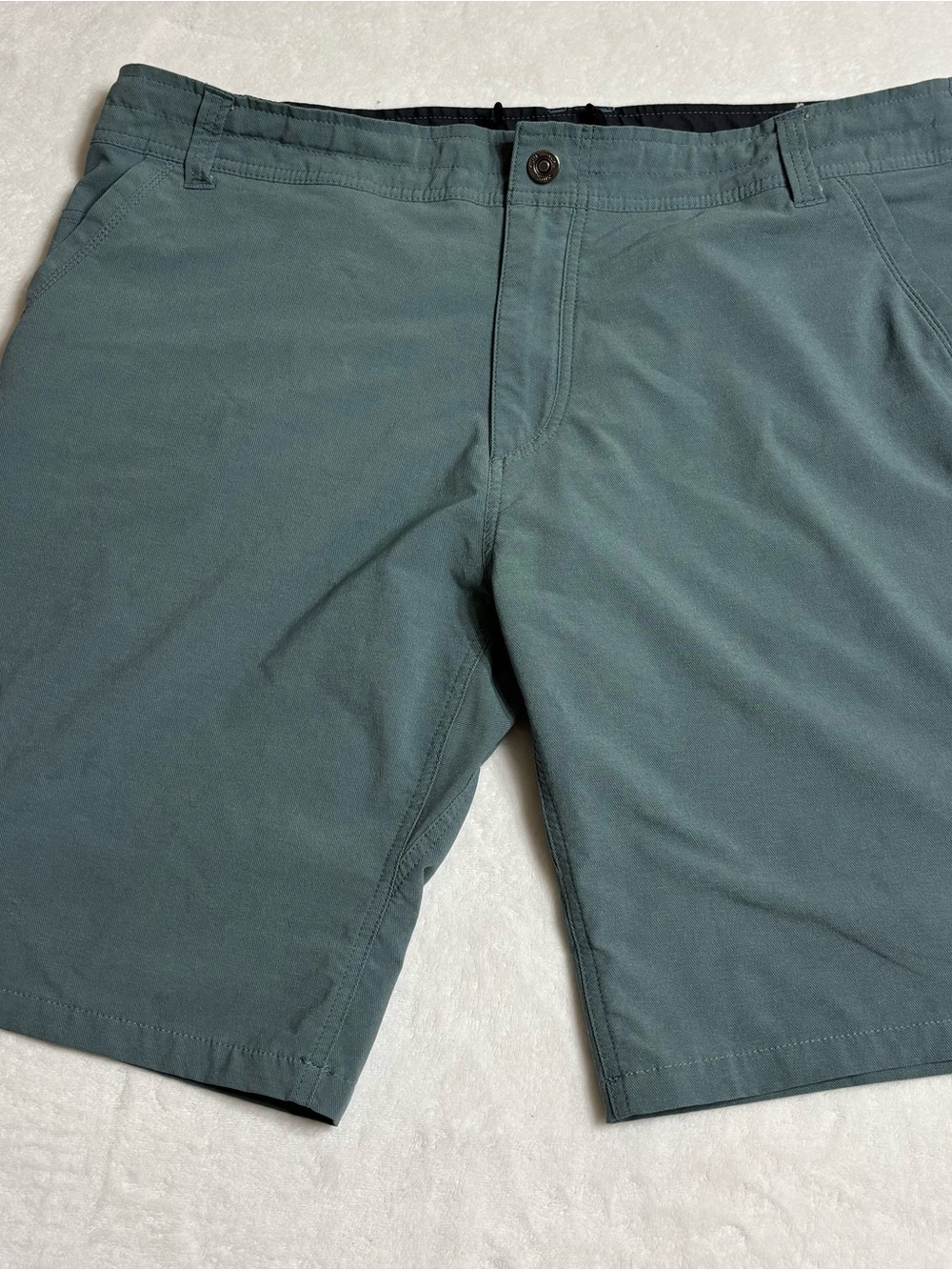 Men's Cargo Shorts in Slate Green - Classic Everyday Style